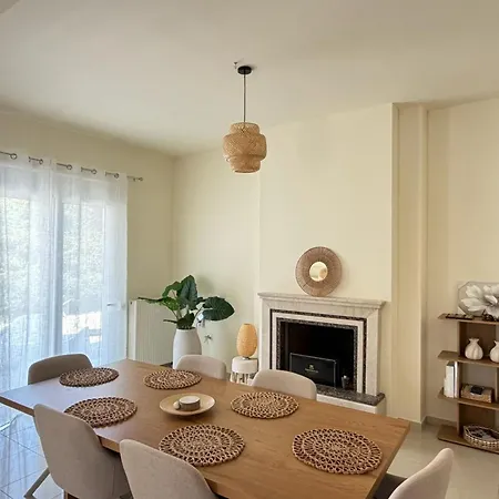 Yasmina Villa